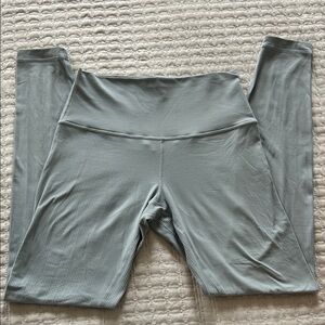High-Waist Ribbed Leggings in Dove Grey